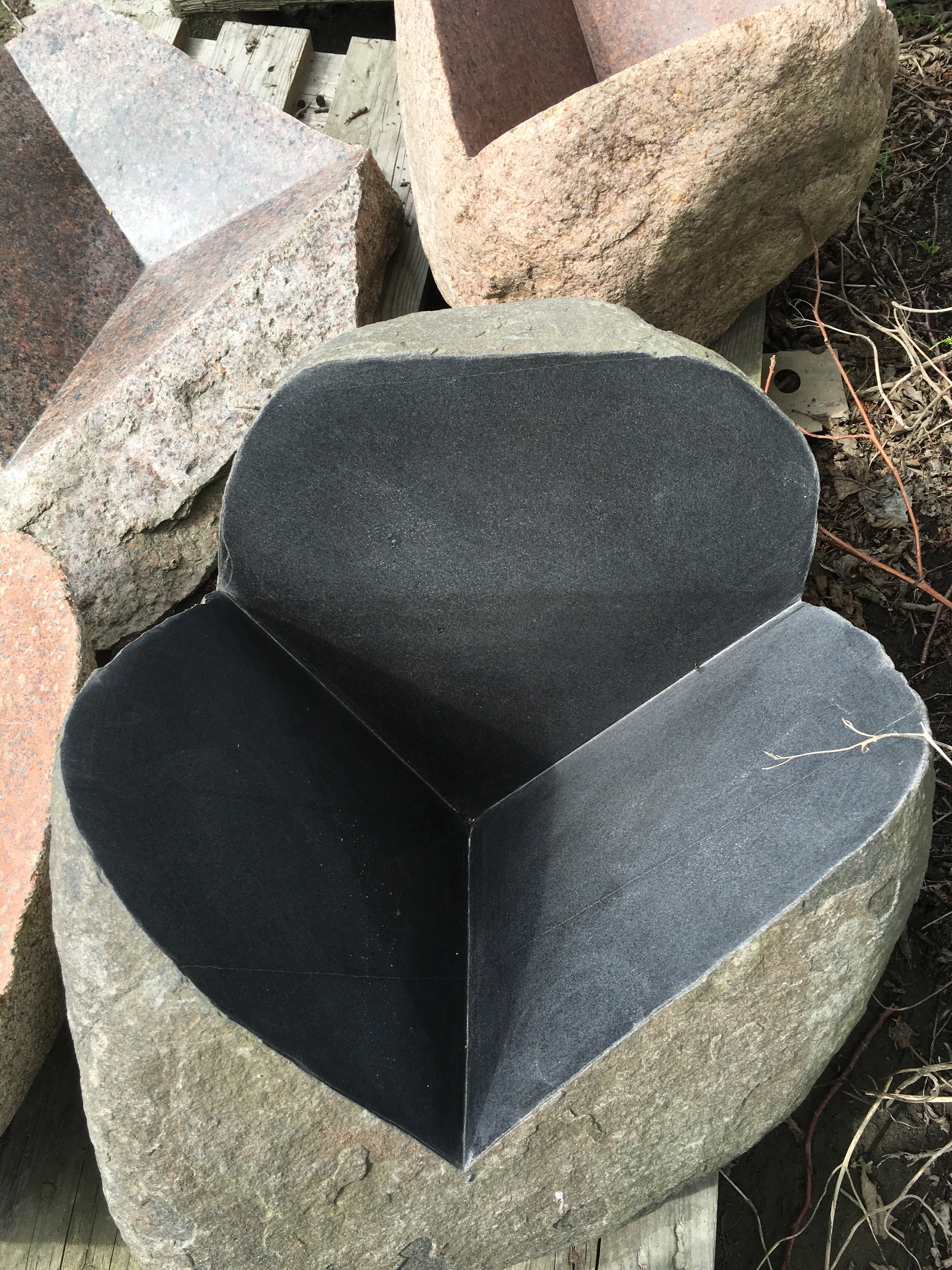 Watersteen zwarte graniet 60x65x45 cm