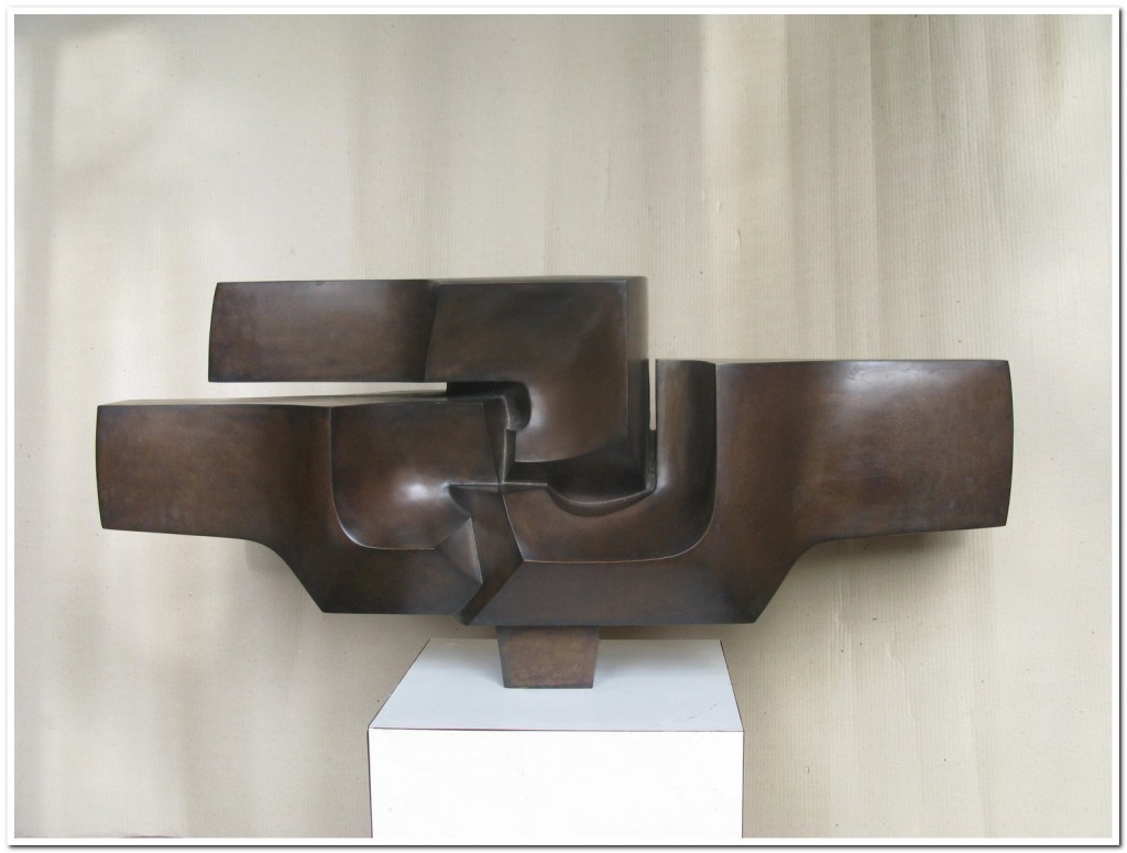 Zonder Titel, brons & bruin patine, 110 x 50 cm